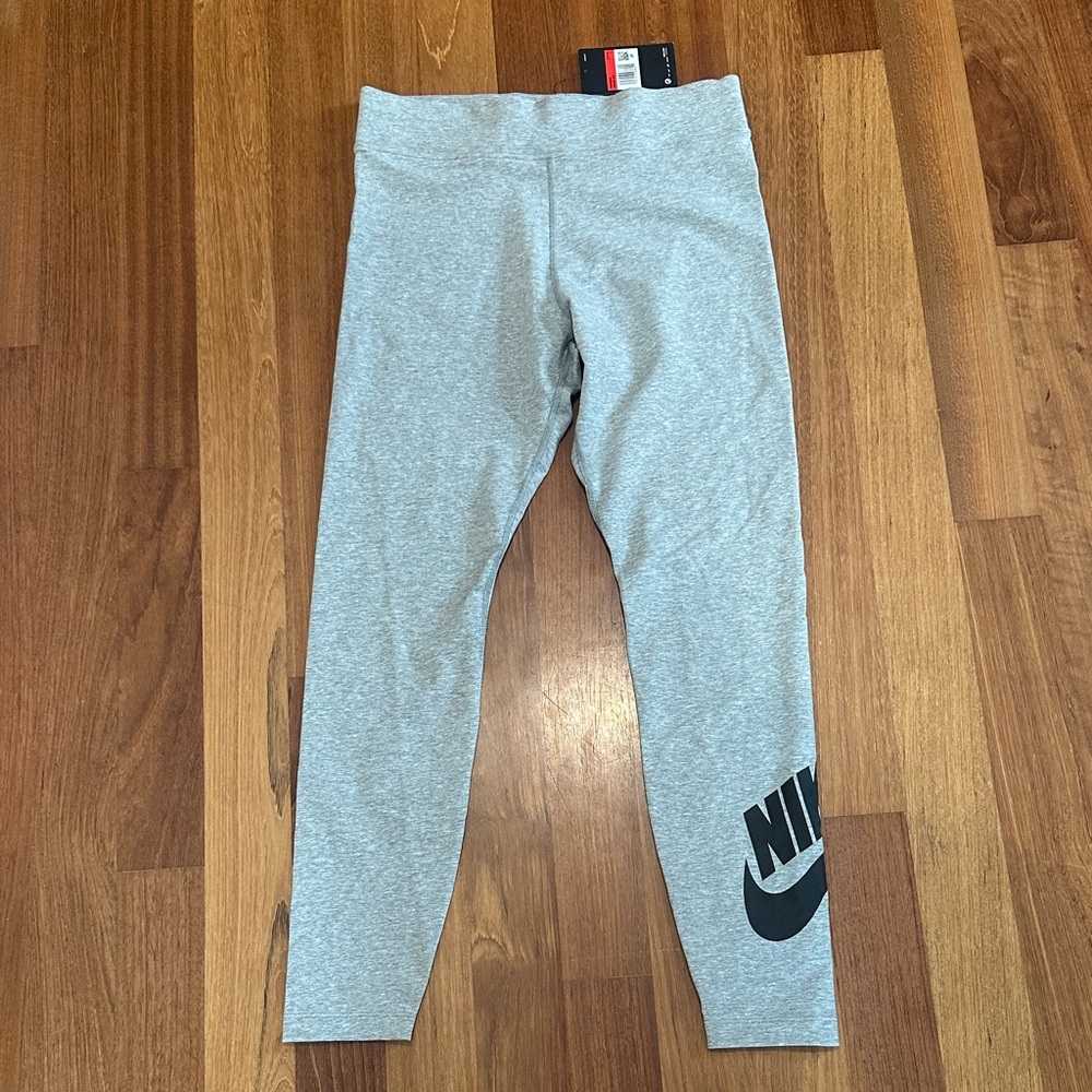 Nike Light Gray Leggings